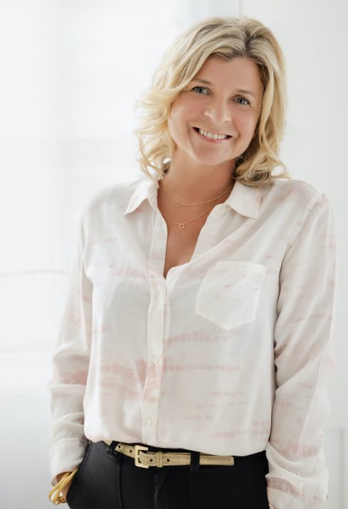 Jenn Stone, MA, RP